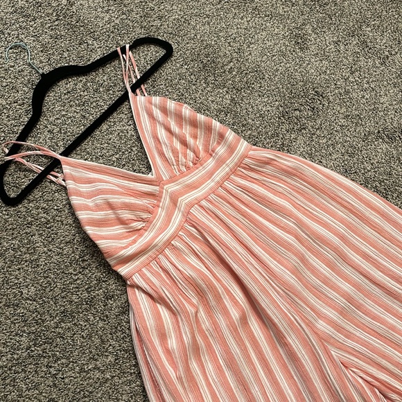 American Eagle fully lined romper - Picture 2 of 6